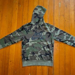 Nike SB Green Camo Mens Hoodie | Great condition